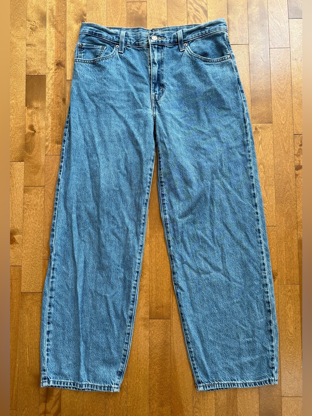 Levi’s Baggy Dad Jeans Medium Light Wash Size W29 L30 Straight Wide Leg